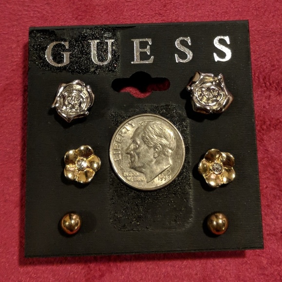 NWT GUESS Flowers and Ball Stud Earring Set - Picture 2 of 4